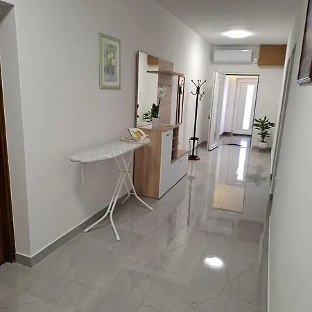 Ivkovic Apartment